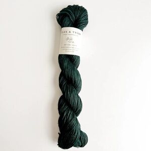 Yarn Flax and Twine Daytime Linen DK Light Worsted Spruce Green Knit Crochet NWT